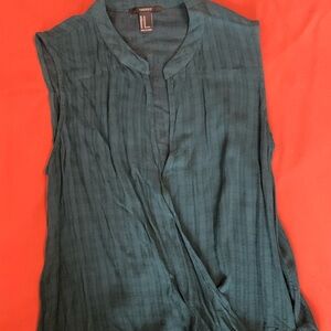 Used. Green Blouse. Size Medium. Forever21.
